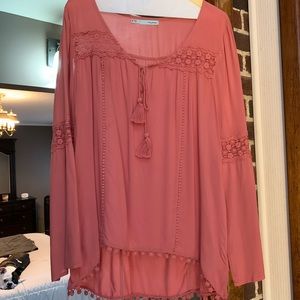 Women’s Maurices long sleeve blouse